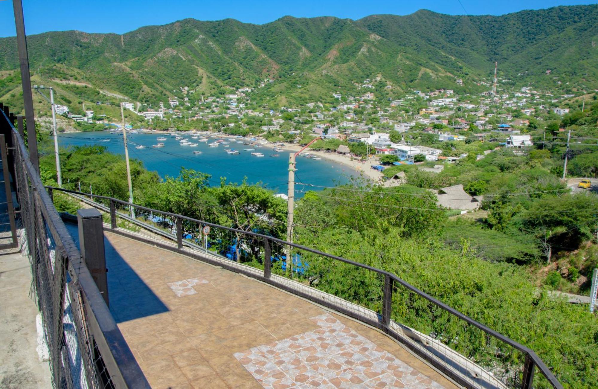 Hotel Playa Alta Mar à Taganga Extérieur photo