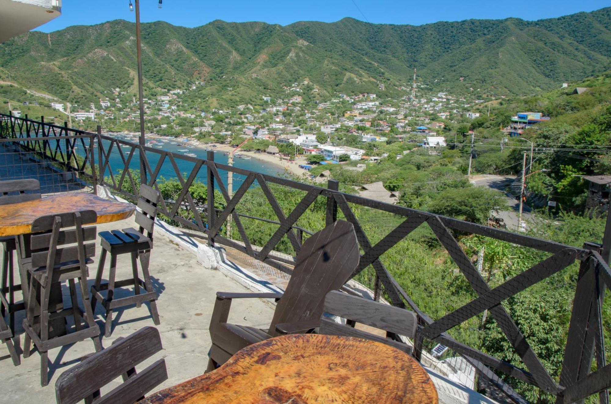 Hotel Playa Alta Mar à Taganga Extérieur photo